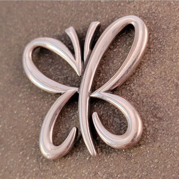 Rare Retired James Avery Floating Butterfly Pendant - Picture 3 of 8